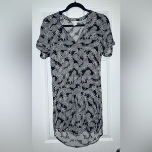 H&M Black and Gray Pineapple Print Casual Shirt